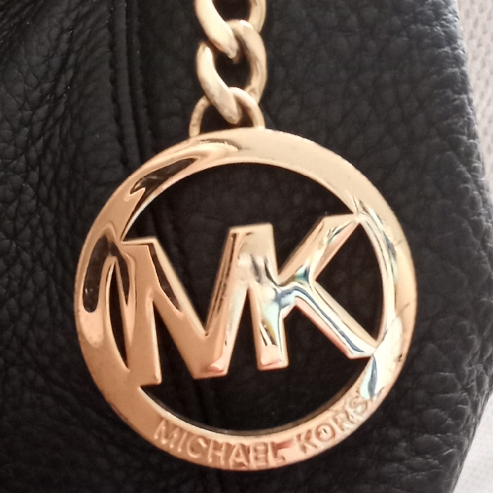 Michael Kors bkack hobo handbag - Picture 2 of 4